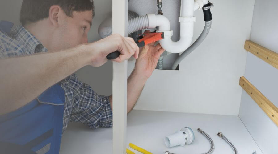Professional clogged toilet repair in Claymont, DE